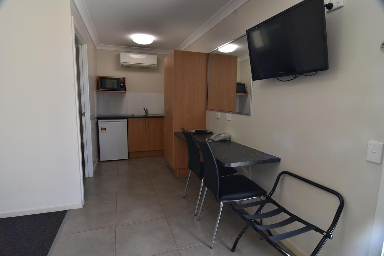 Mundubbera Billabong Motor Inn Exterior photo