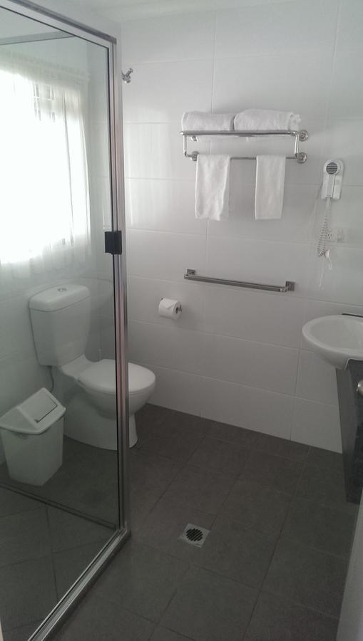 Mundubbera Billabong Motor Inn Room photo